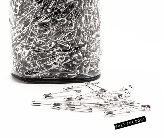 Nickel Plated Safety Pins 1.5" or 2" - 2 lbs Travel Bag